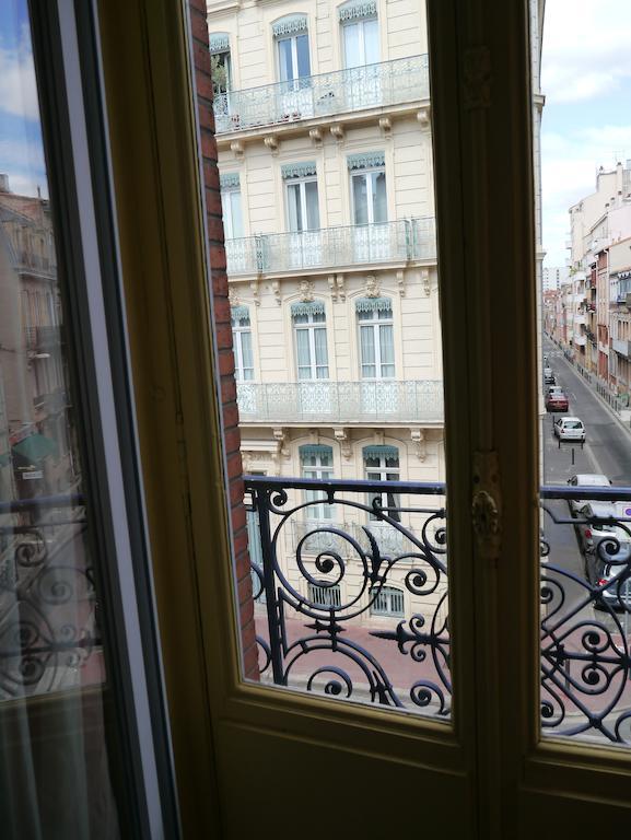 Hotel Des Ambassadeurs Tolosa Esterno foto